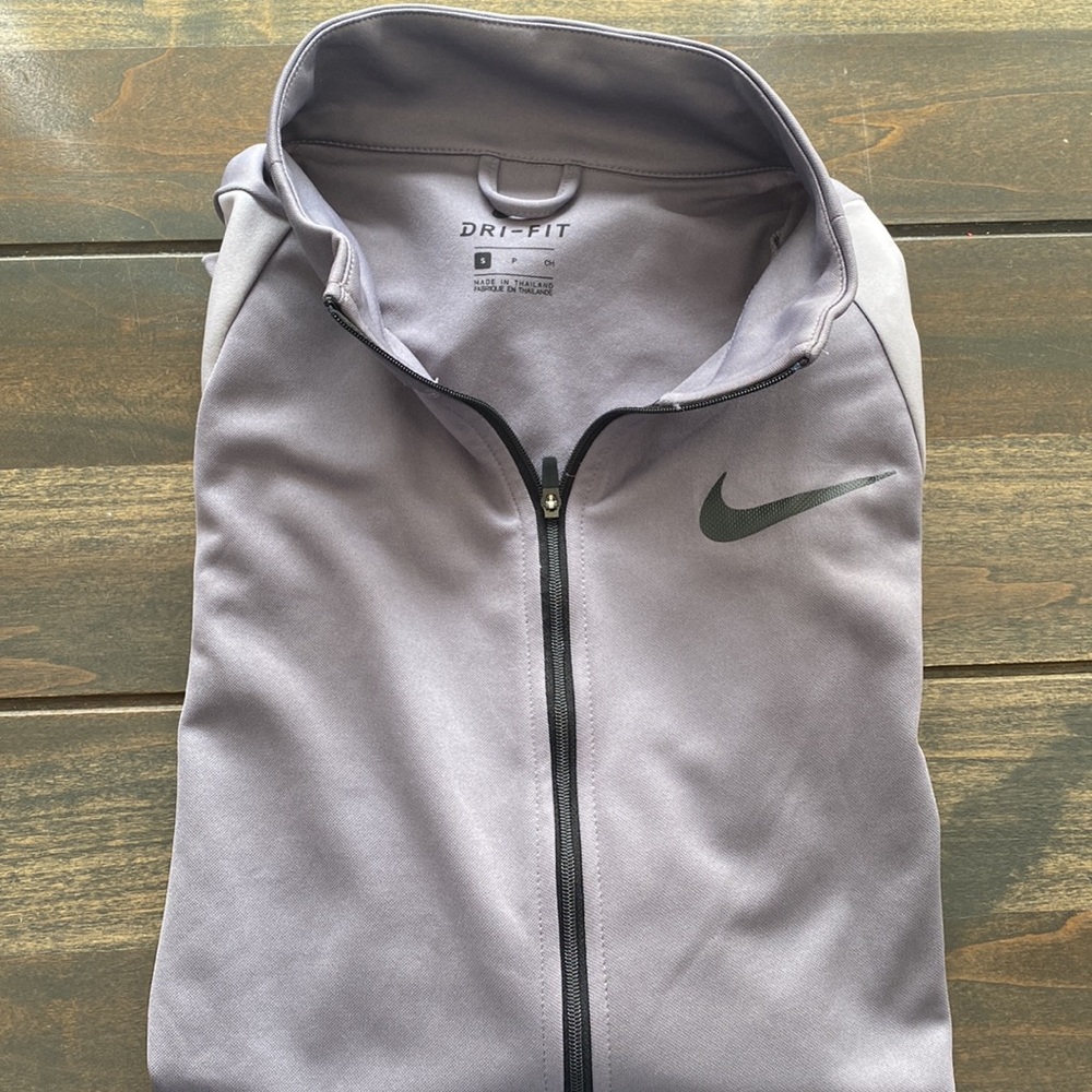 Mens Grey Nike Zip Up Lightweight Jacket